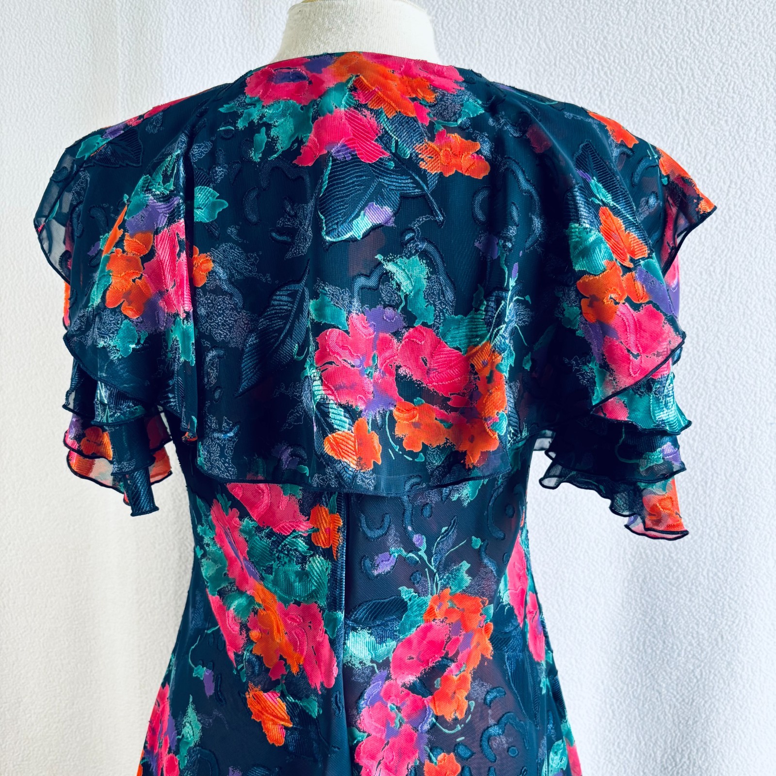 Vintage 1980s 1990s Does 1930s Blue Floral Flowing Party Dress