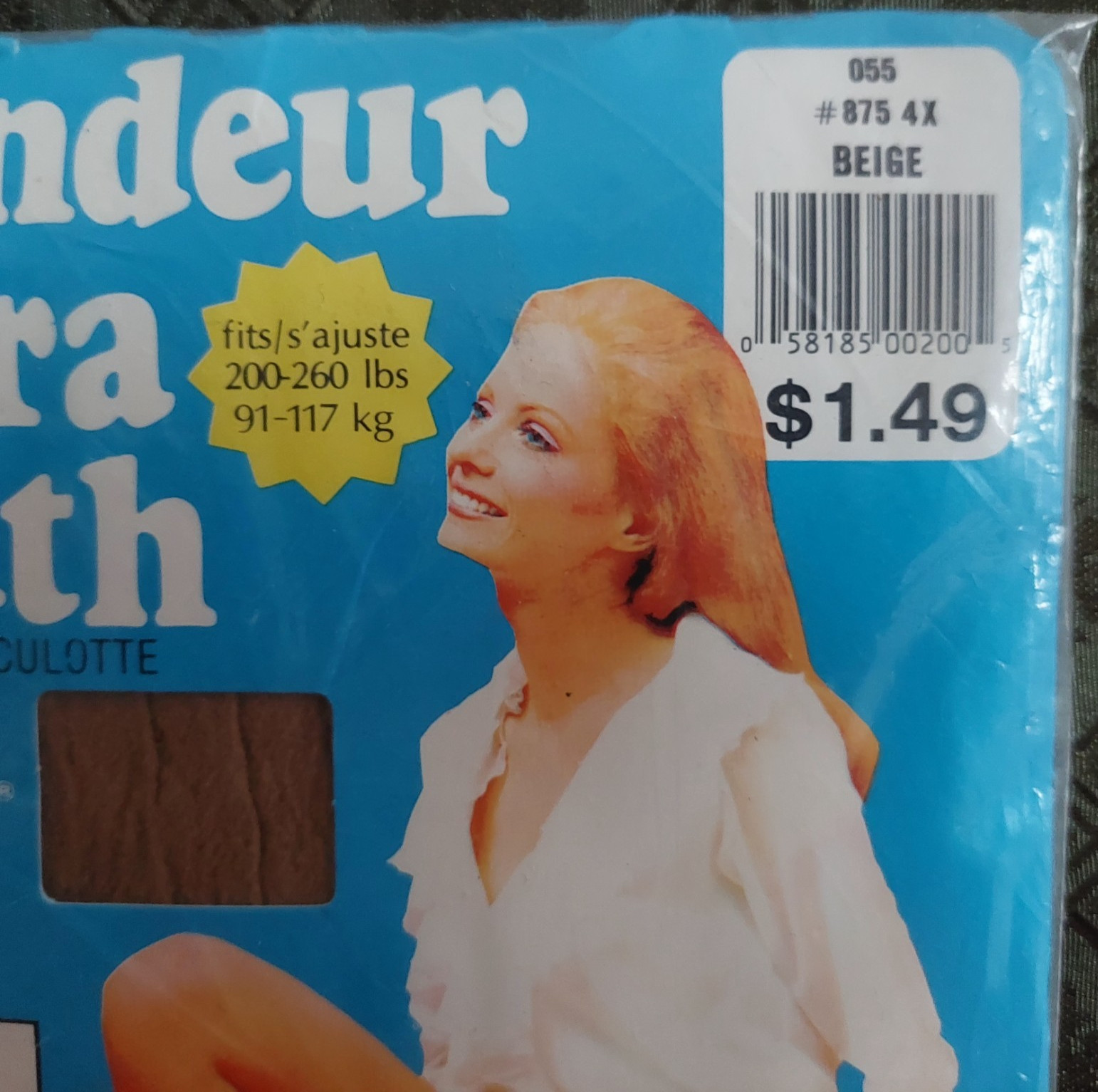 Vintage Pantyhose Rare Moulin Rouge Color Beige Queen 4X BFRIP2