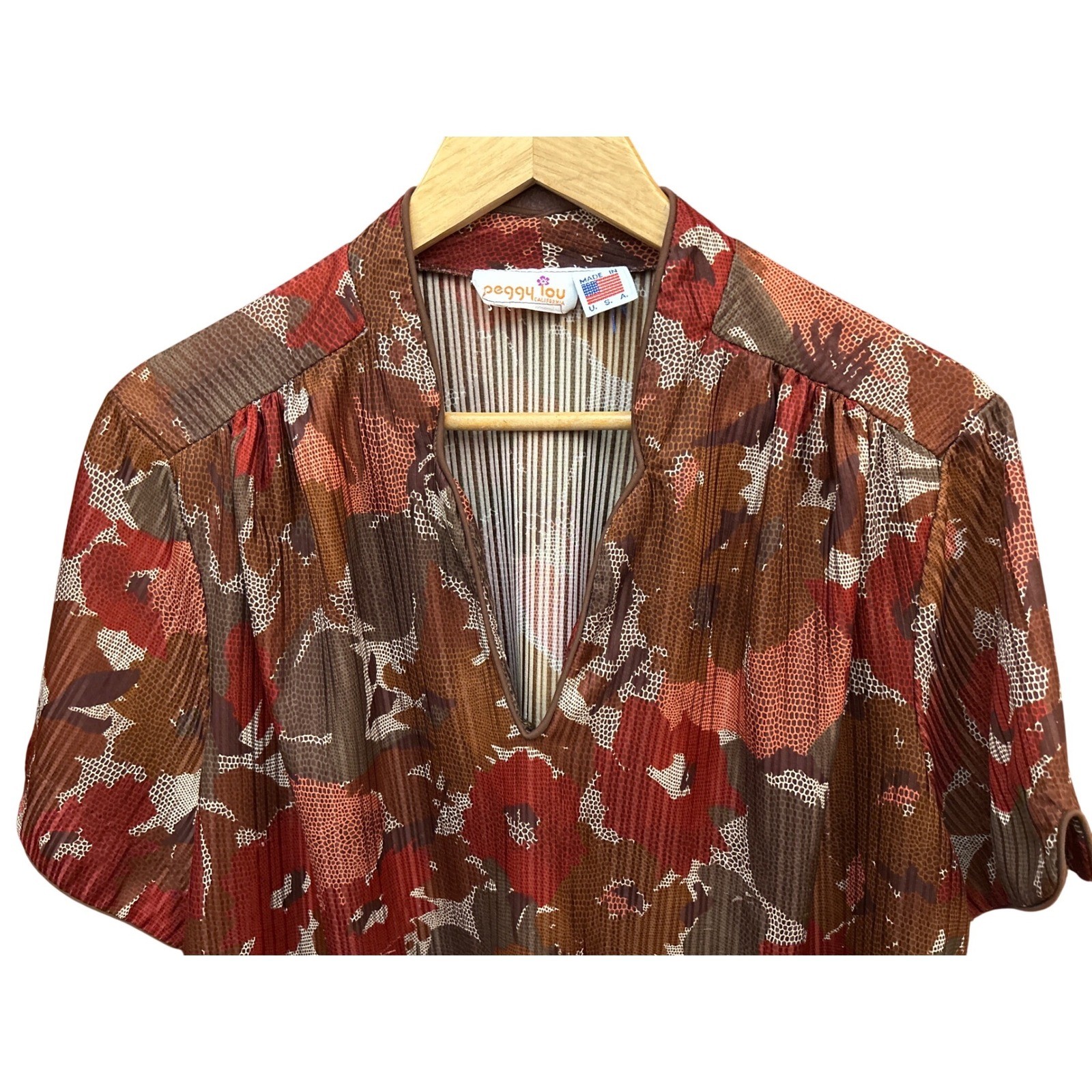 Vintage Peggy Lou California Blouse Floral Plisse Boho Retro Textured Autumnal
