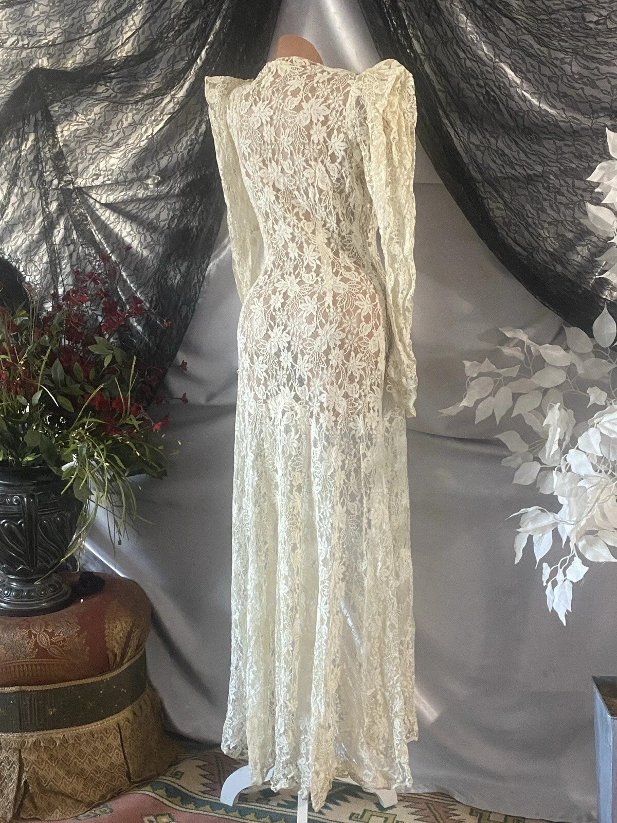 VTG 1920s LACE Lame Dress HOLLYWOOD SHEER MOVIESTAR MAXI DUSTER DRESS PEARL LILY