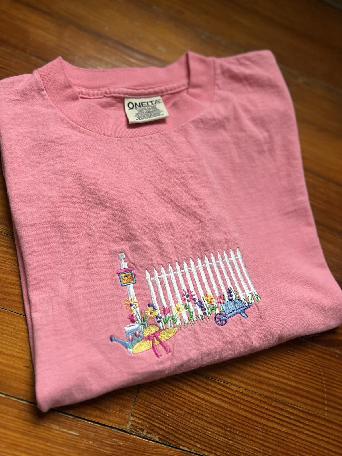 VTG 90s Oneita Pink Embroidered Garden Scene Floral Cozy Homely Crewneck Tee XL