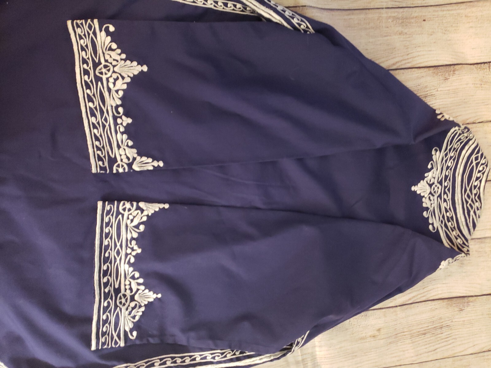 VTG CARO OF HONOLULU EMBROIDERED FLORAL BUTTON UP TUNIC SHIRT SZ 8 NAVY WHITE