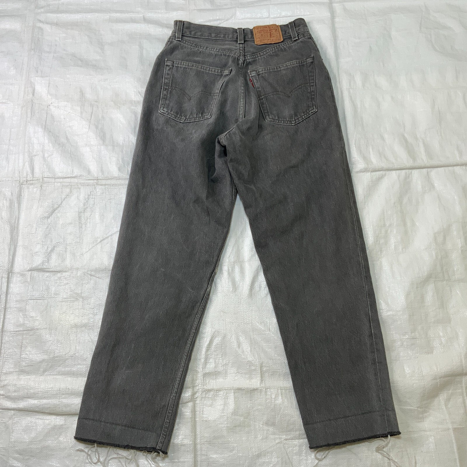 Vintgae LEVI’S 901 Womens Jeans Gray Tag 28×32 Real Size 25×25 Made in France
