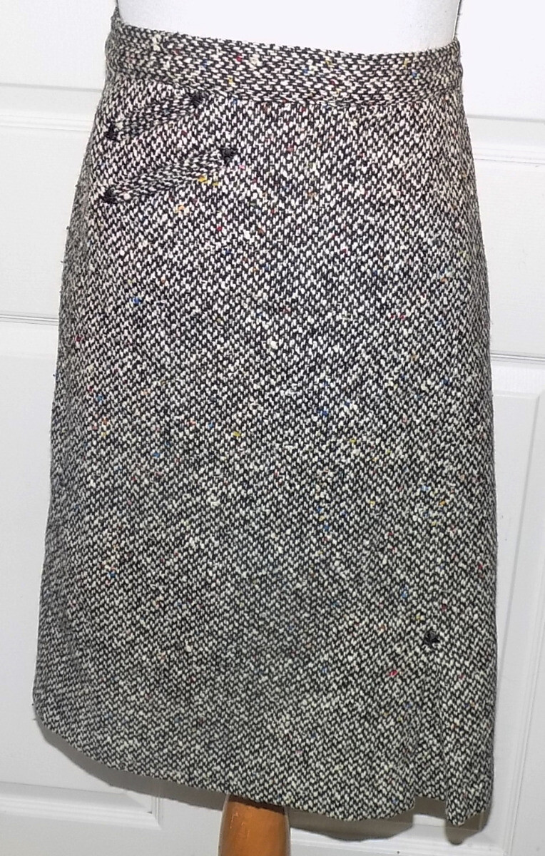 Vintage 50s Black White Tweed Flecked Skirt Embroidered Arrows W32