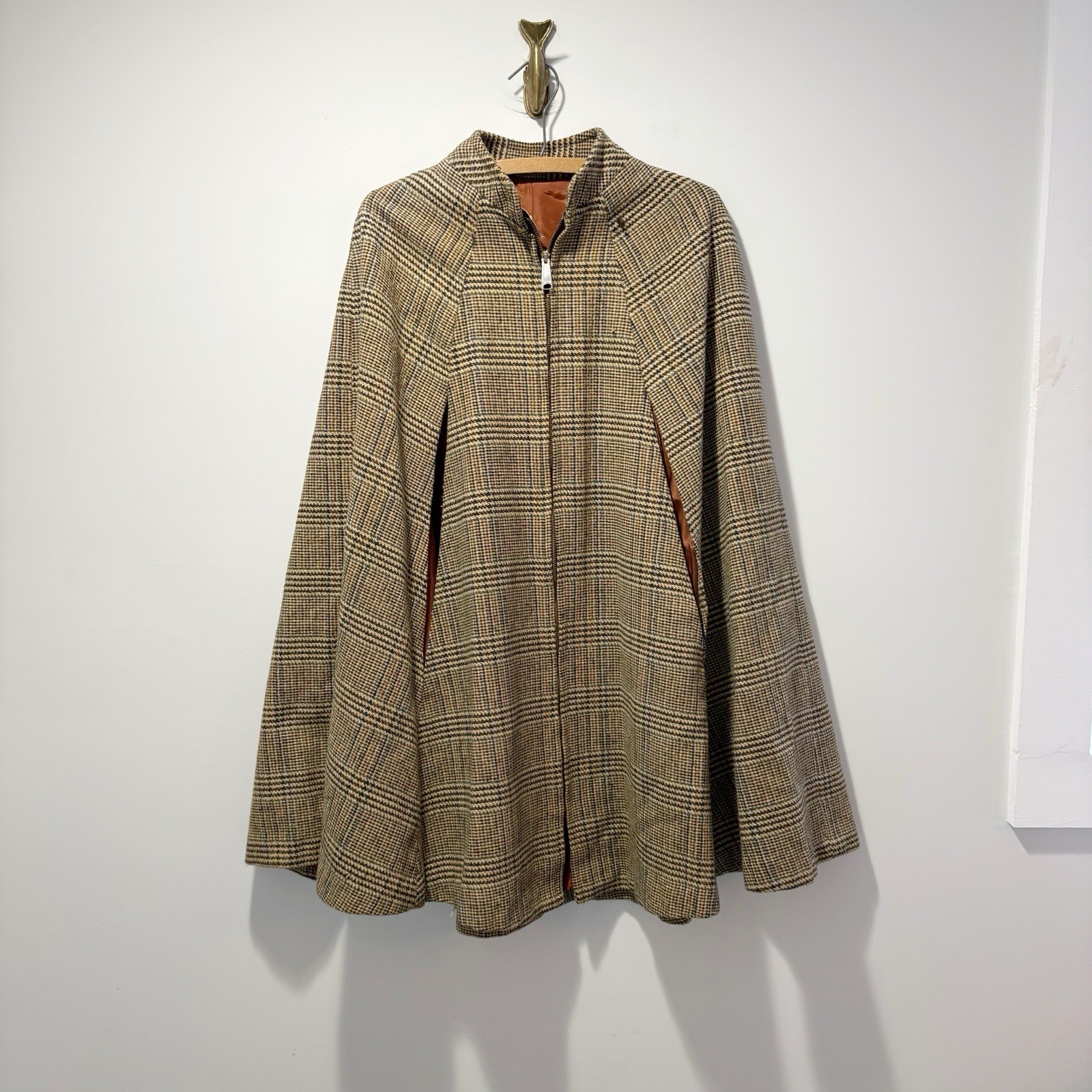 Queen of Capes Country Place Wool Glen Plaid Cape Poncho One Size Houndstooth