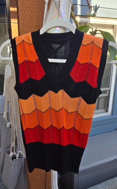 70s Style Chevron Knit Sweater Vest S/M Burnt Orange Soft Pointelle