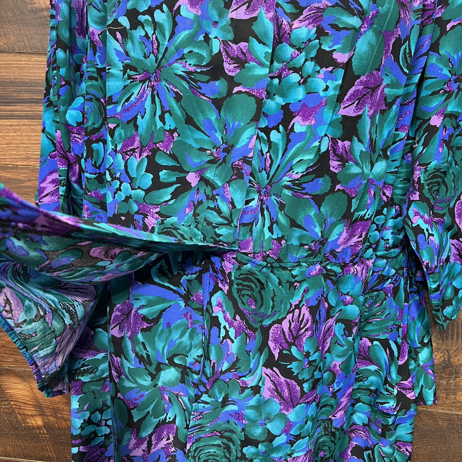 Sally III Vgt Dress 1980 Size 24 Black Teal Purple Floral Rayon Button Front