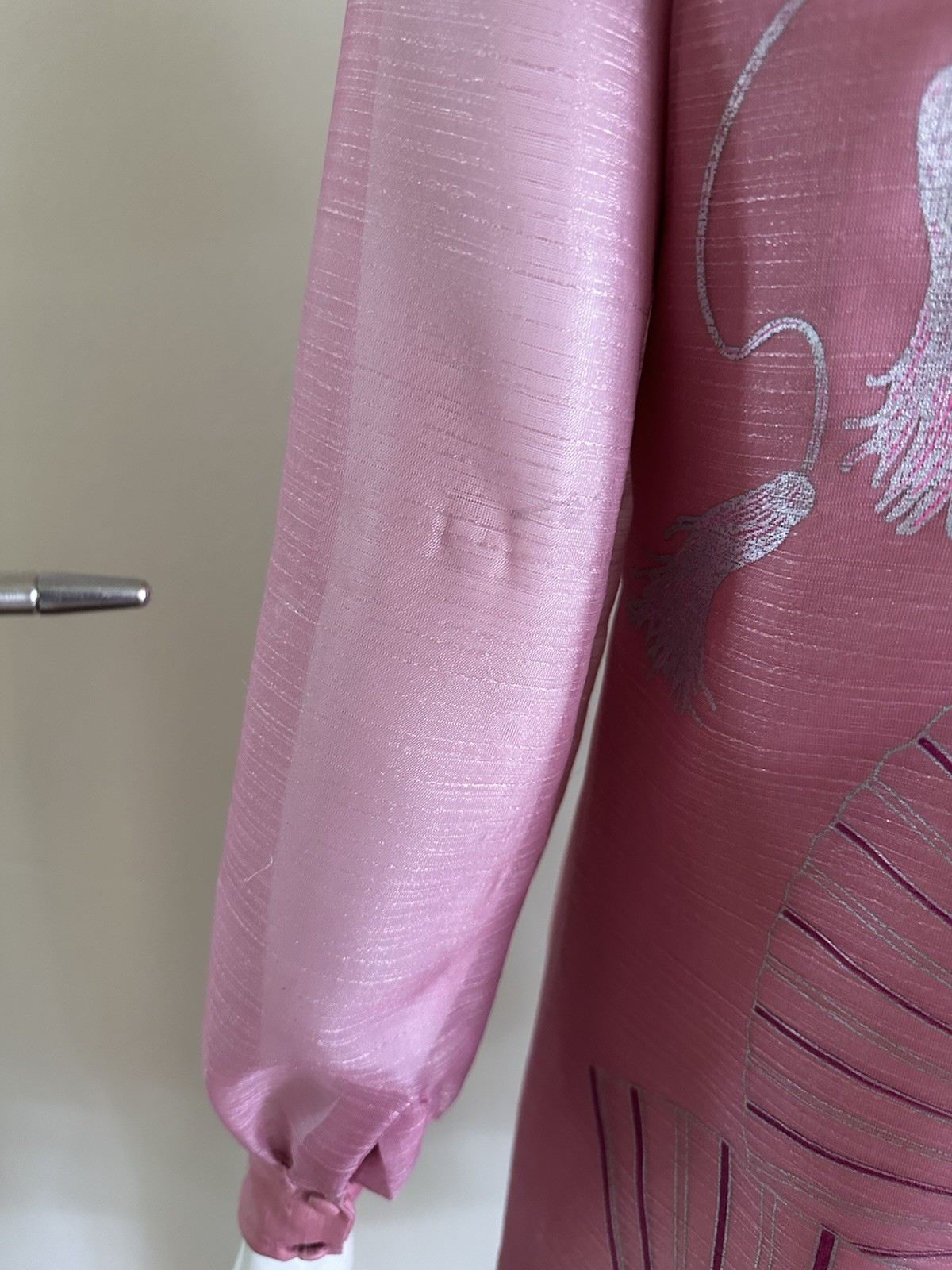 Vintage 60s 70s Alfred Shaheen Pink Fan Print Hostess Shift Dress Sheer Sleeve