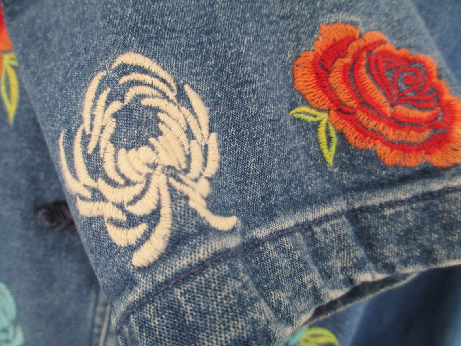DENIM CO ORIENTAL STYLE EMBROIDERED DENIM 3/ 4 JACKET