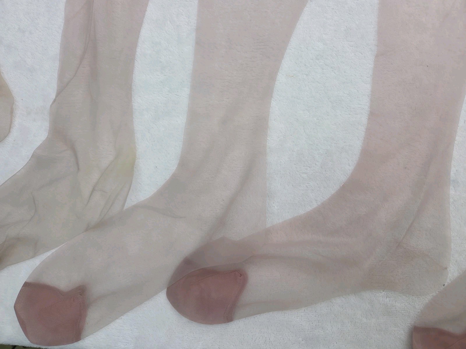 Vtg French Room Super Sheer Sandal Foot DOVE Garter Nylon Stockings Size 9 M