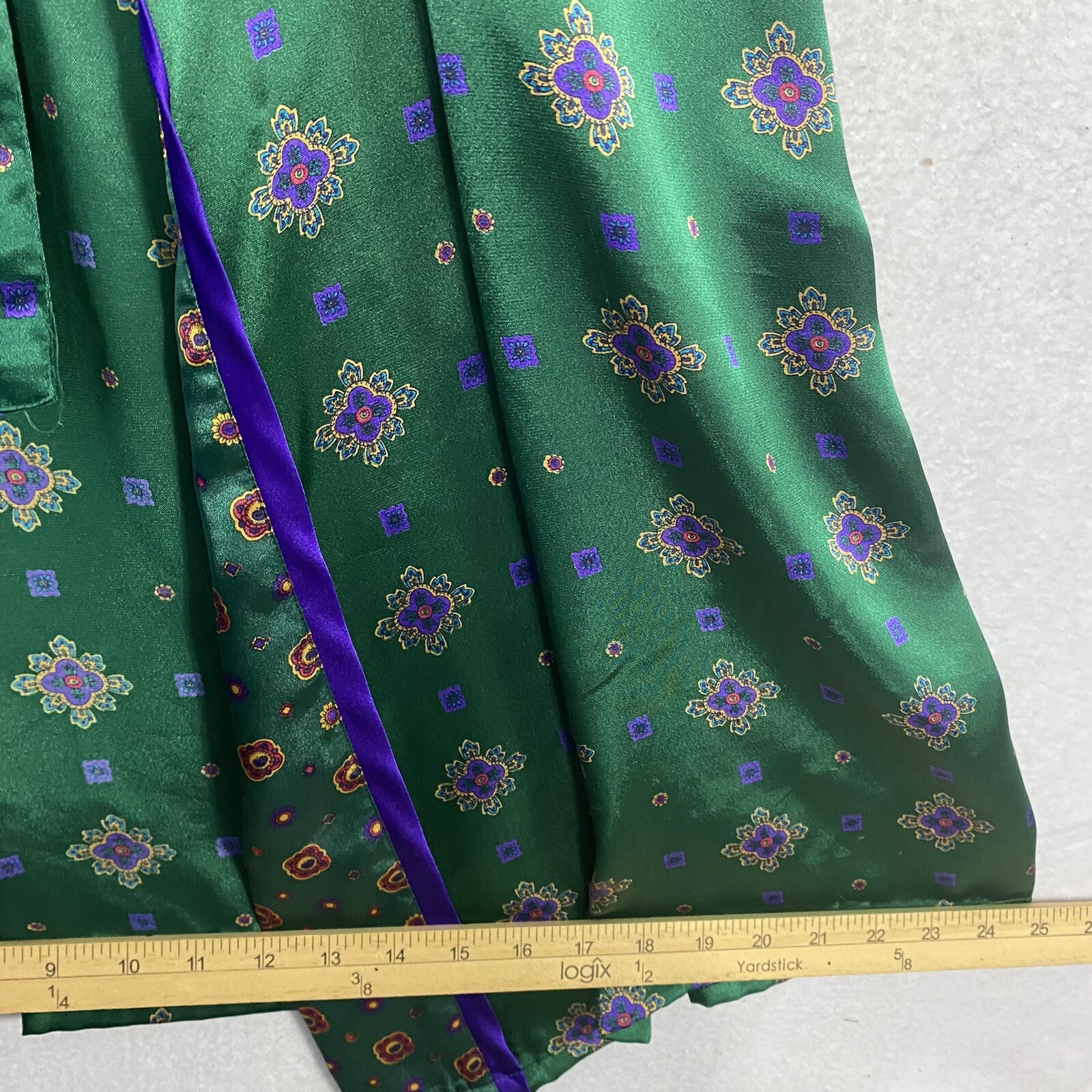 VTG Kimono ROBE Lingerie Size S Green Geometric Belted Women’s Satin Pocket