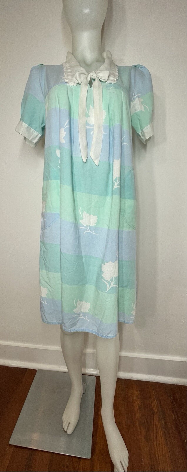 VTG Coquette Maternity Floral Dress Ditsy Collar Bow Lace Trim ( HEAVY WEAR