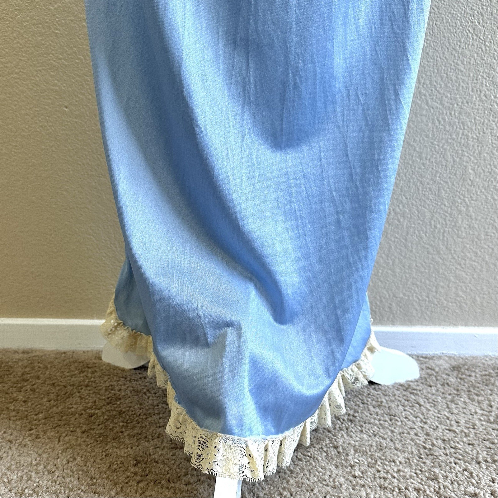 Mistra Vtg 80s Light Blue Ruffle Bibe Embroidered Floral Maxi Nightgown Womens S