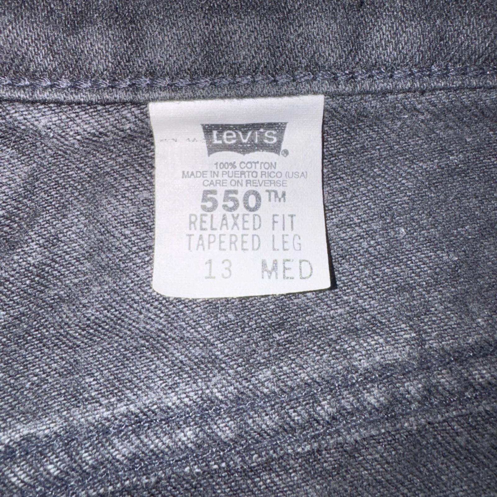 Vintage Levis 550 Relaxed Fit Tapered Leg Black Denim Jeans Womens 13 Med 31×30