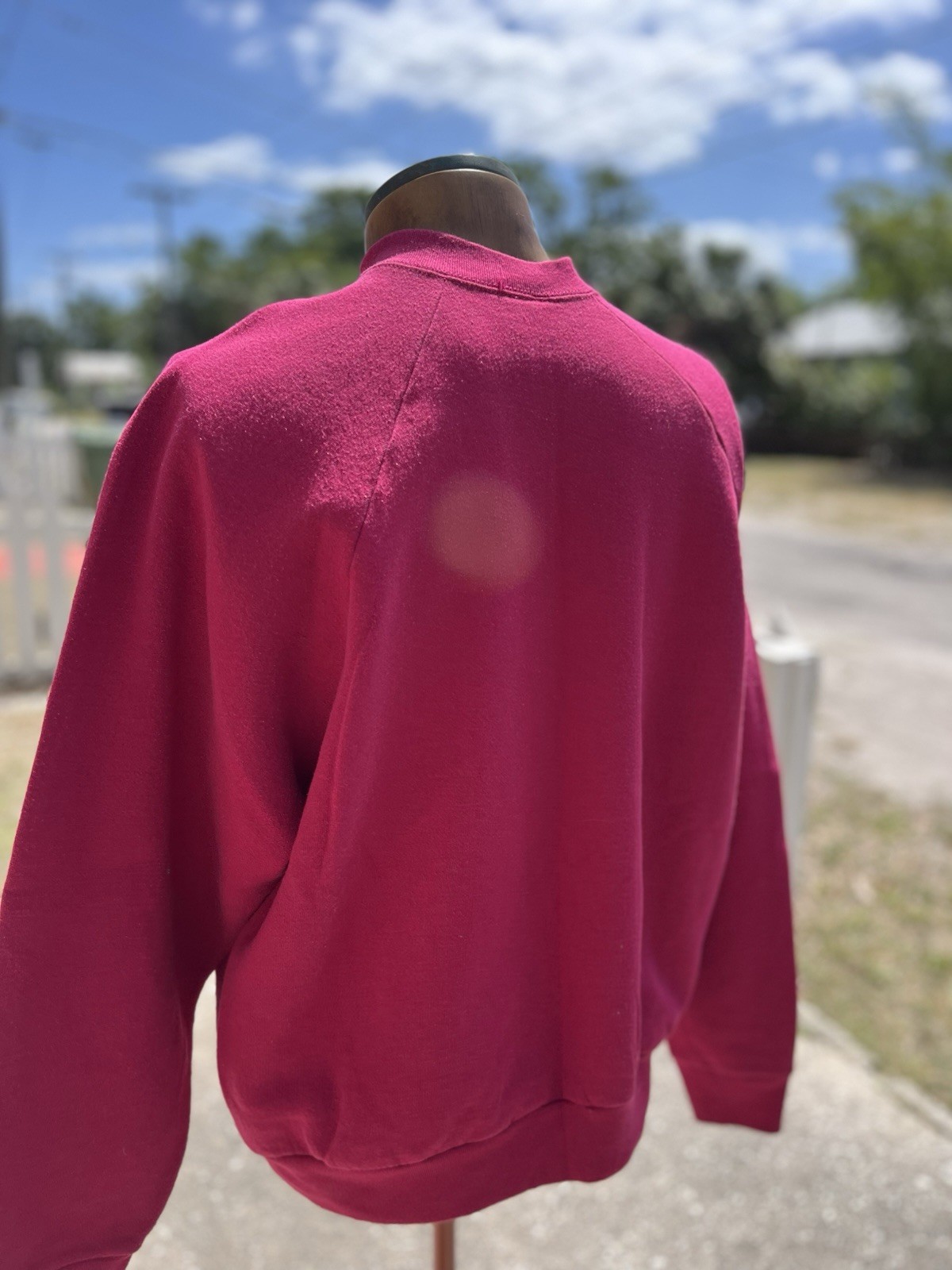 Vintage Blank Pink Crewneck Sweatshirt Cut Tag 25.5×27 90s Grunge Punk VTG