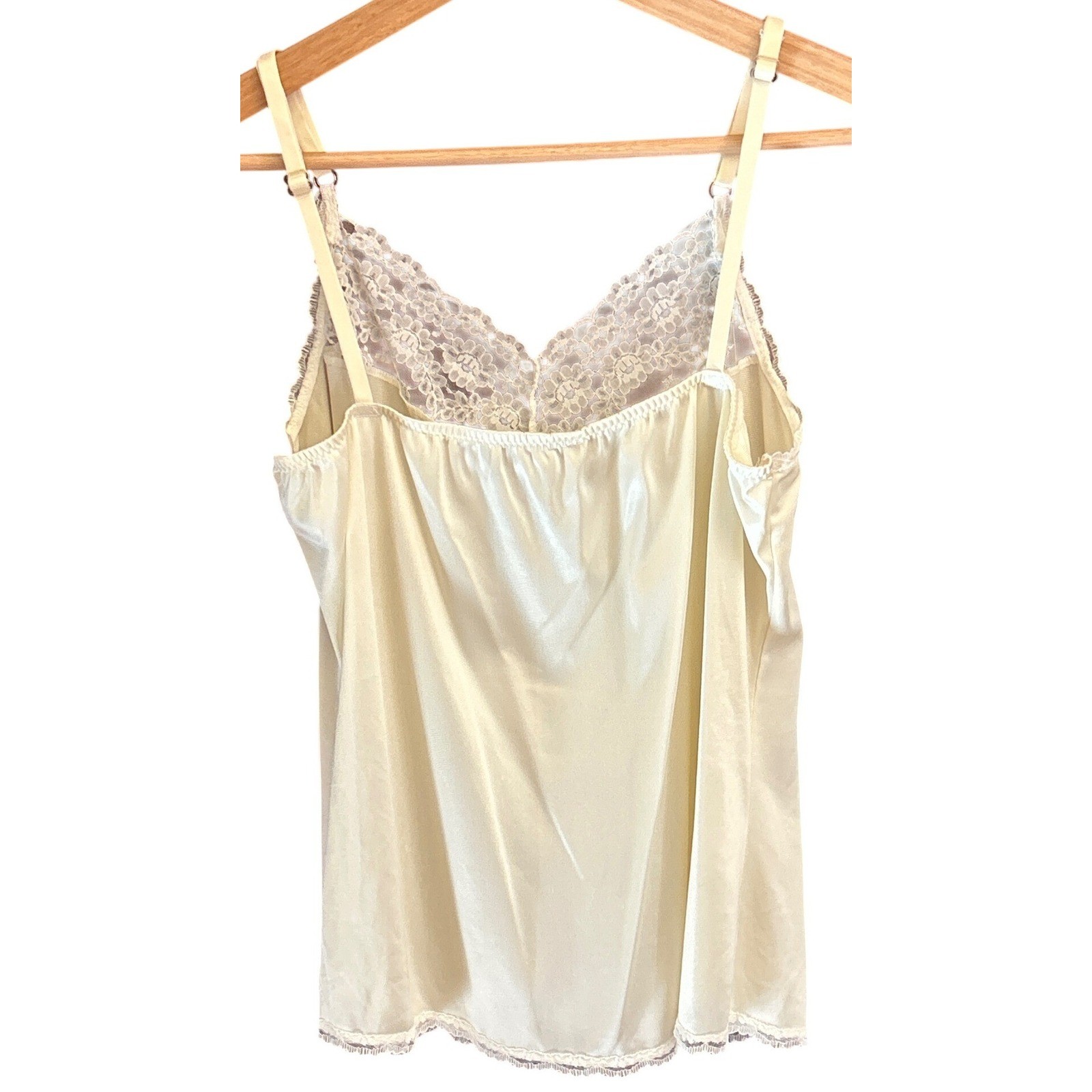 Vintage Dutchmaid Camisole Top Lace Trim Ivory Coquette Romantic Lingerie 34