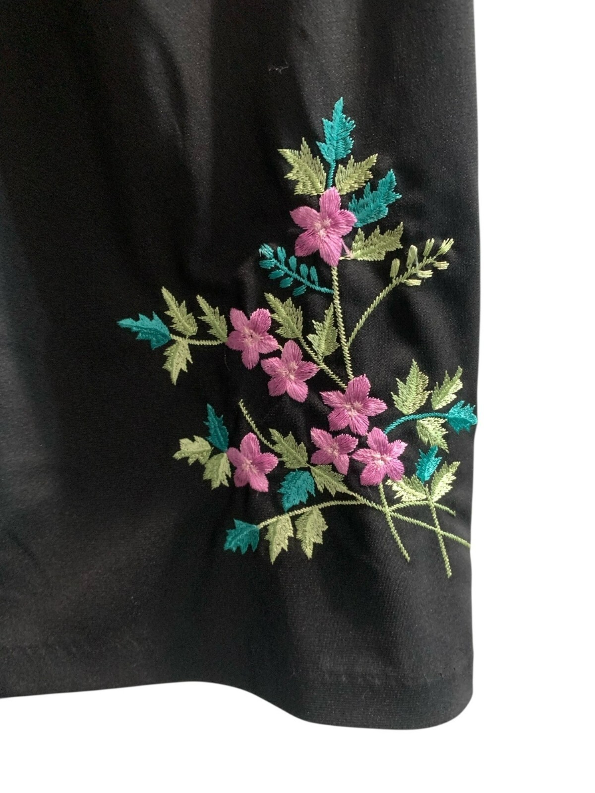 Black Alyn Paige Y2K 90s Slip Dress Floral Embroidery Spaghetti Straps USA M