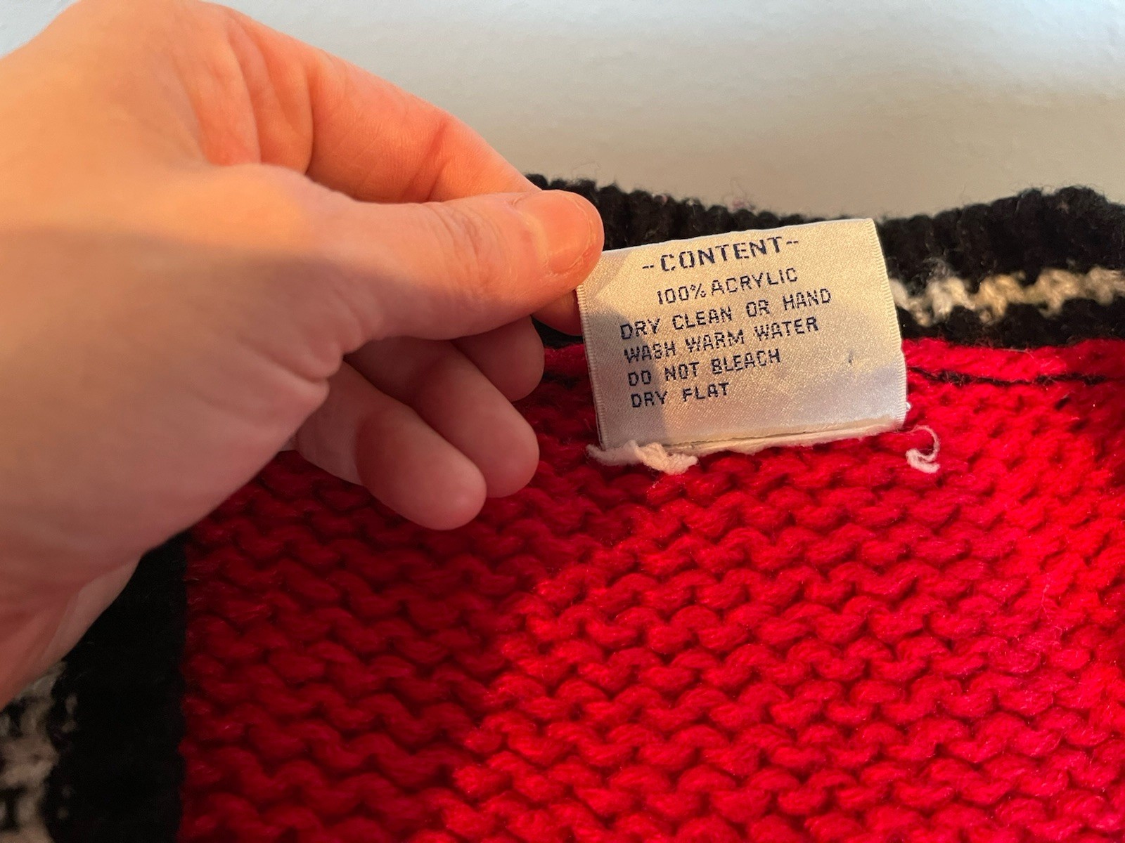 Vintage 80s Midnight Blues Hand Knit Wool Sweater Cardigan Red Black Pattern Kor