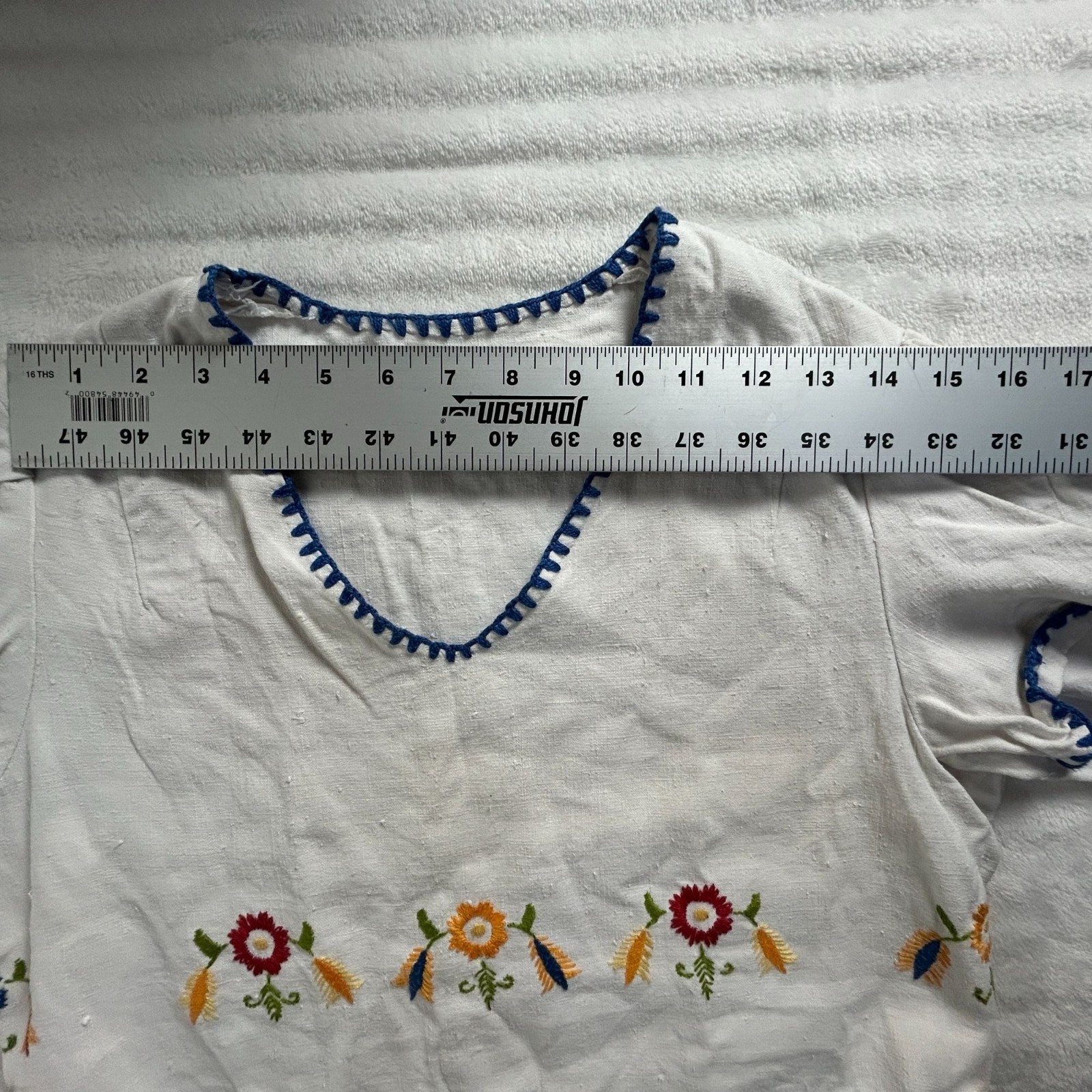 Vintage Womens White Embroidered Floral Cotton Dress V-Neck Short Sleeve
