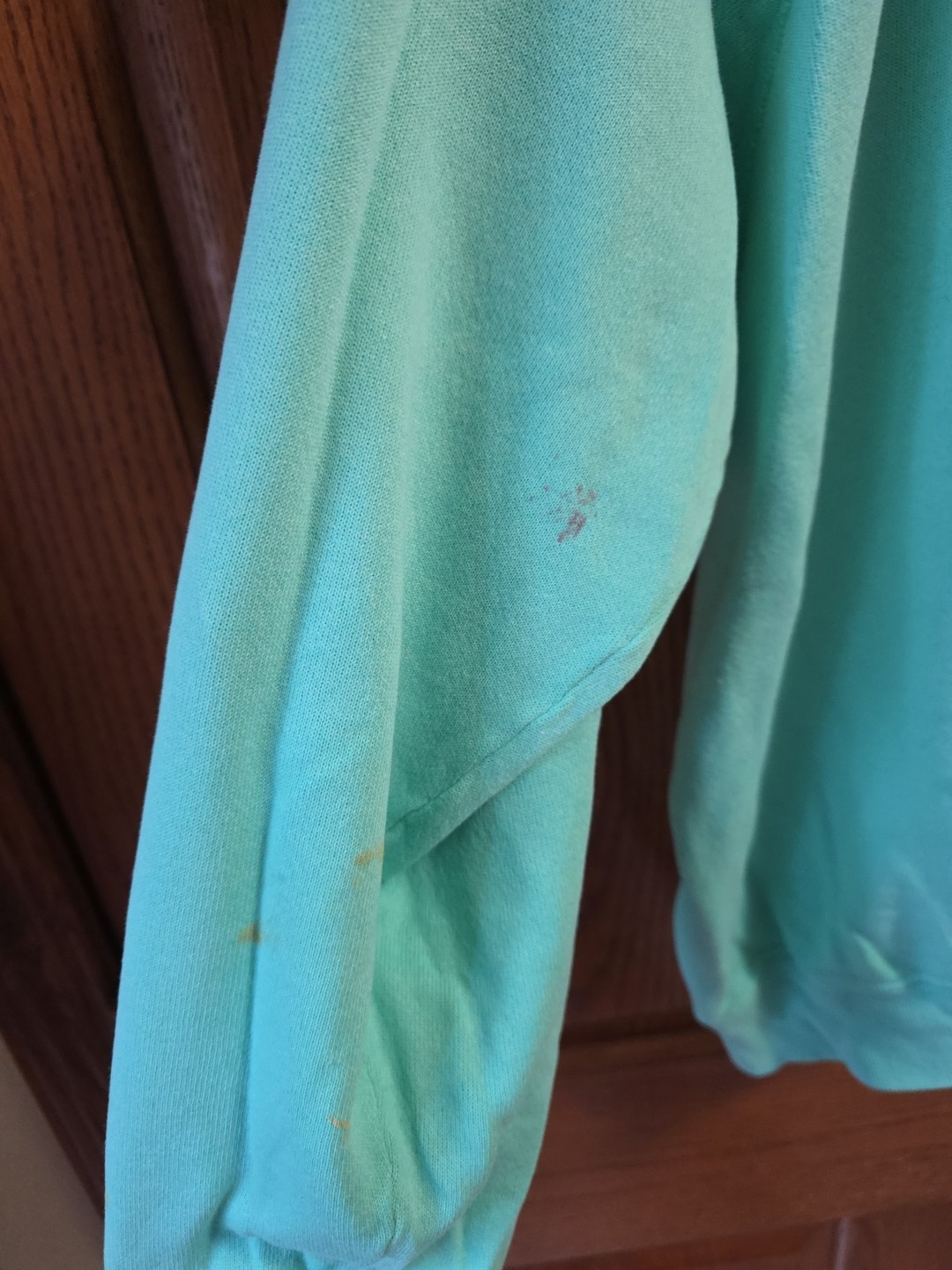 VTG 'Here Today, Gone To Maui!’ Crewneck Hanes Sweater Sz L (42-44) **SEE PICS**