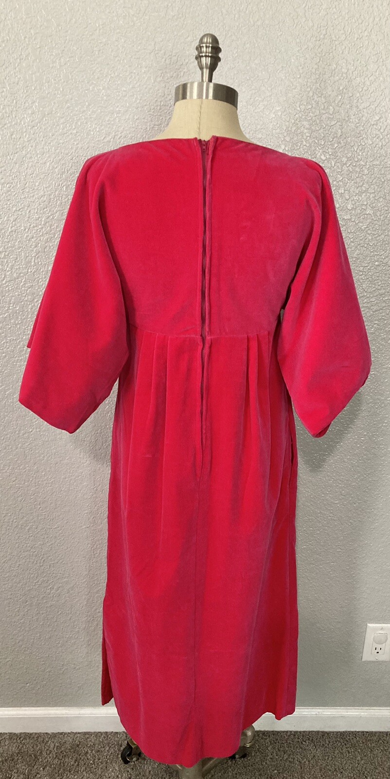 Vintage Timely Fashions More Chicago Pink Velvet Sabrina Neck Dress For Costume