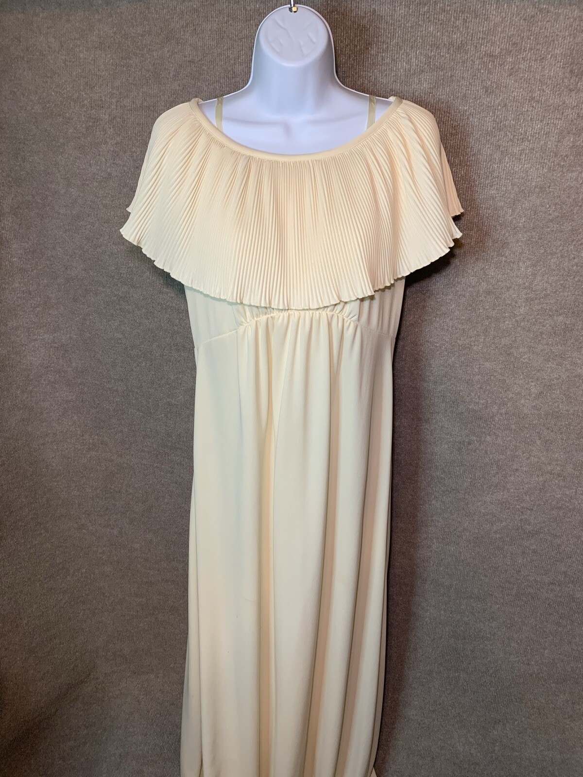 Vtg Nightgown S 32 Robe Peignoir Set Gown Silky Nylon Nude Empire Egyptian Long