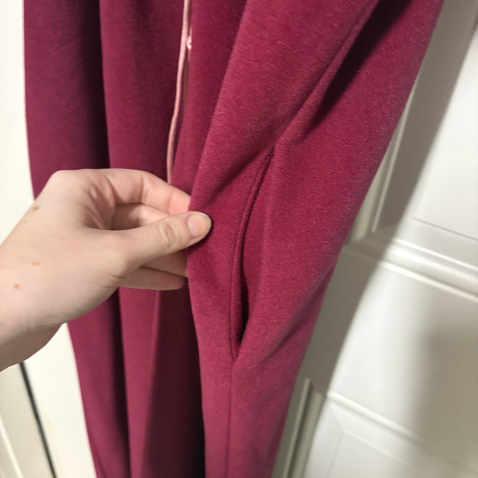 VTG Vanity Fair Housecoat Robe Zip Front Velour Cinched Waist Raspberry Sz M