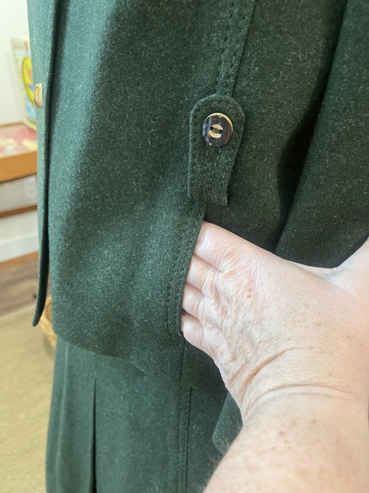 VTG Tofana Sport German Wool Bavarian Skirt-Suit, Wood Buttons Forest Green S/42