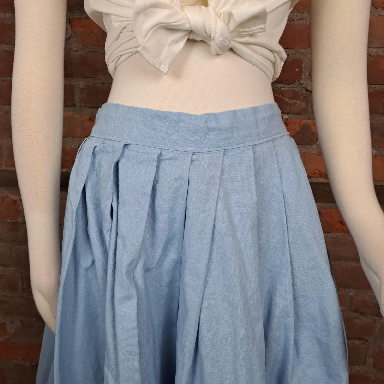 Vintage Skirt Hand Made Midi Blue Pleated Unlined 120″ Sweep Size 6/8