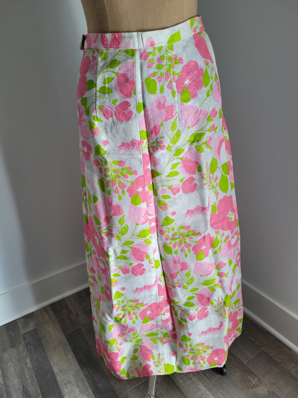 Vintage 1970s Maxi Skirt Pink & Lime Green Flowers 27″ Waist Small