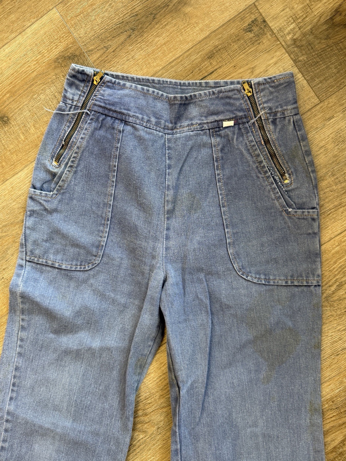 Women’s Vintage 70s Era Bell Bottom Flare Jeans 28 High Waist