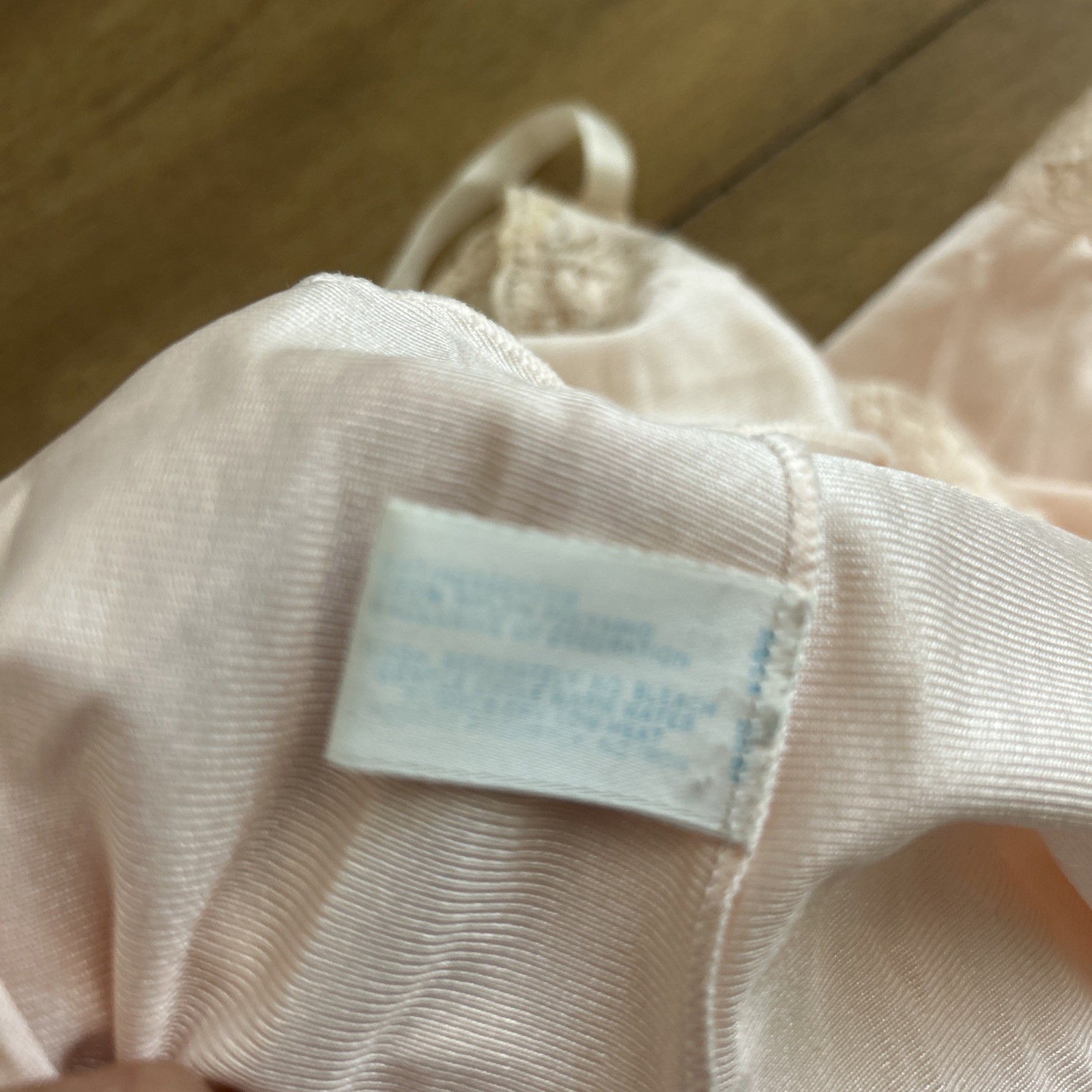 Vassarette Vintage Silky Soft Satin Lace Trim Nightgown Full Slip Size 32 L