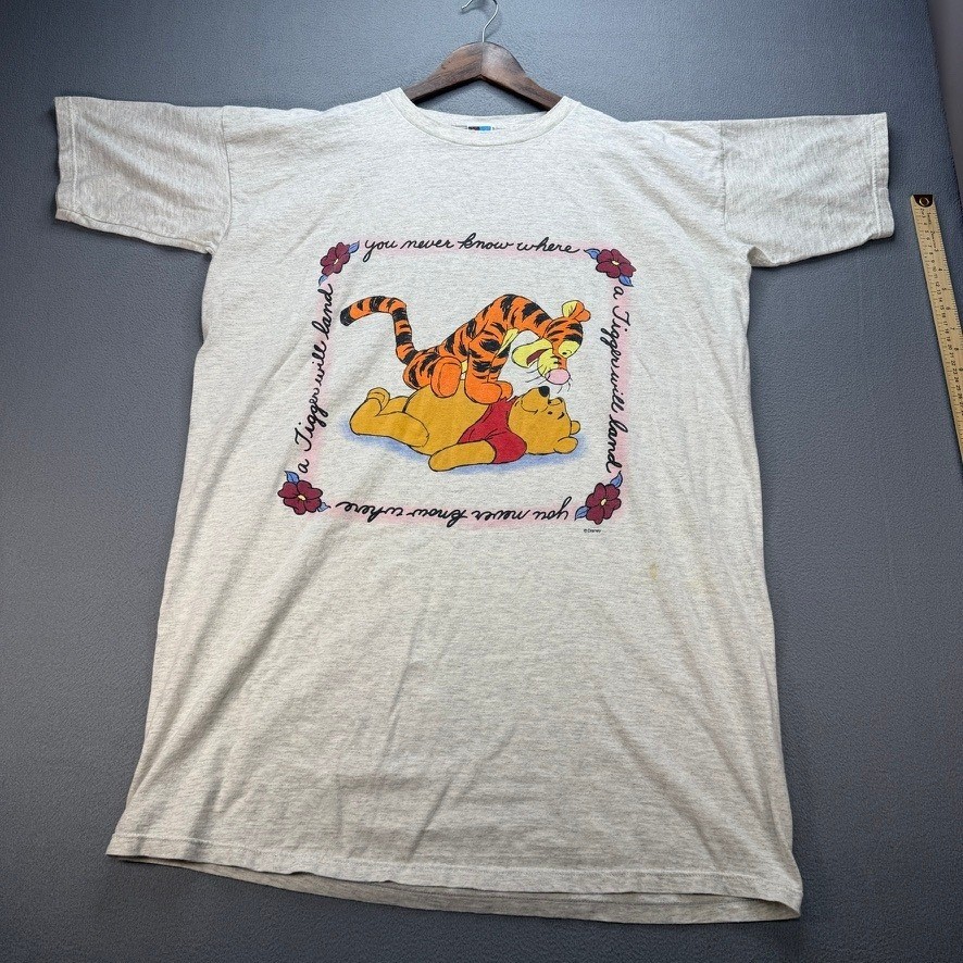 VTG Disney Winnie the Pooh Tigger Graphic T-Shirt Oversized Made in USA Retro