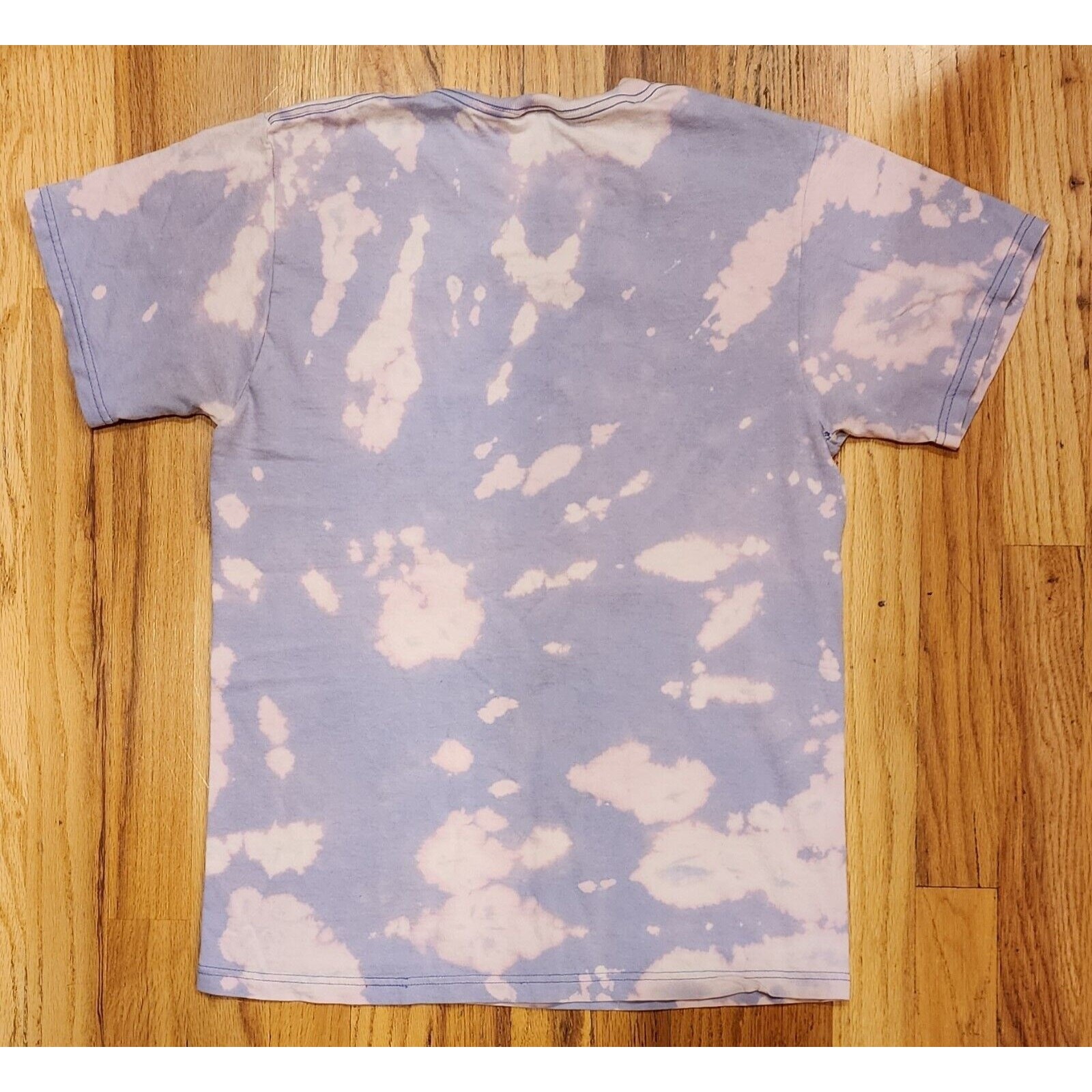 Vintage Women’s Bewitched In Salem Tie Dye Purple T-shirt Size Small Cotton