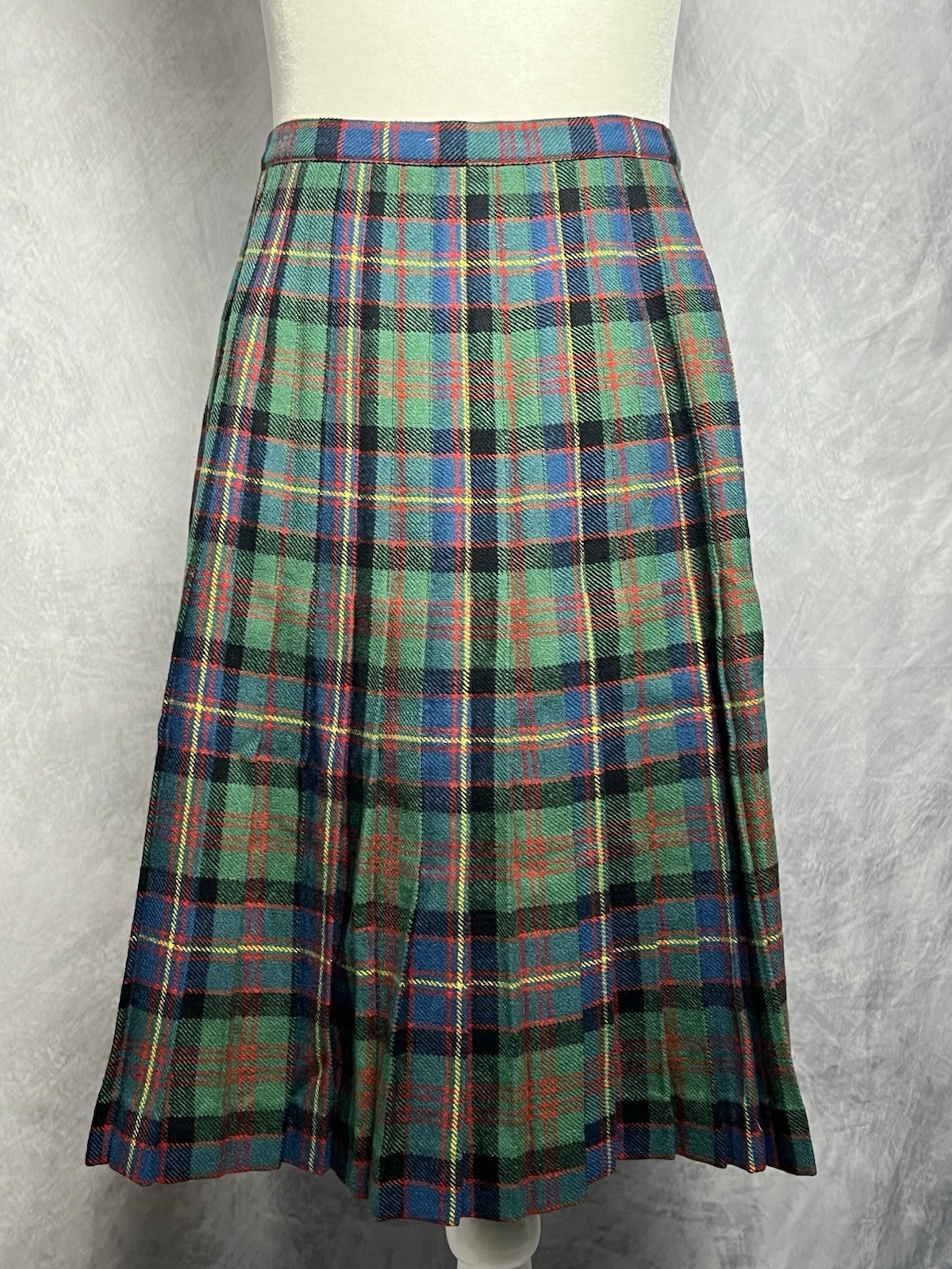 Vintage 1960s W. Bill Ltd Plaid Wool Tartan Wrap Skirt Pleated Buckle Straps UK