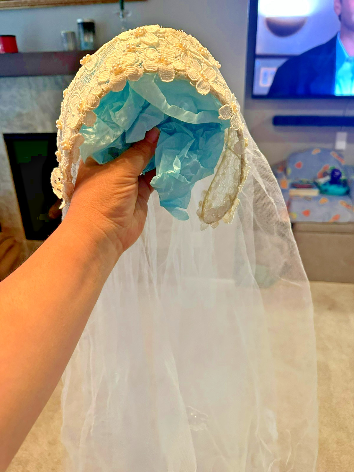 Vintage Satin Lace Wedding Dress Veil & Train Set – Pristine Preserved Box