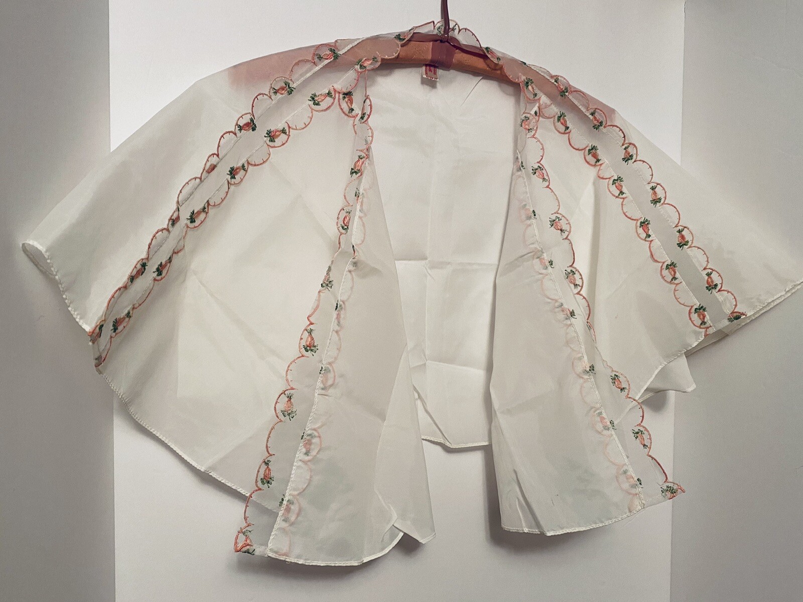 Vintage Kleinert’s White Crepe Bed Cape Pink Floral Embroidery Scalloped Edges