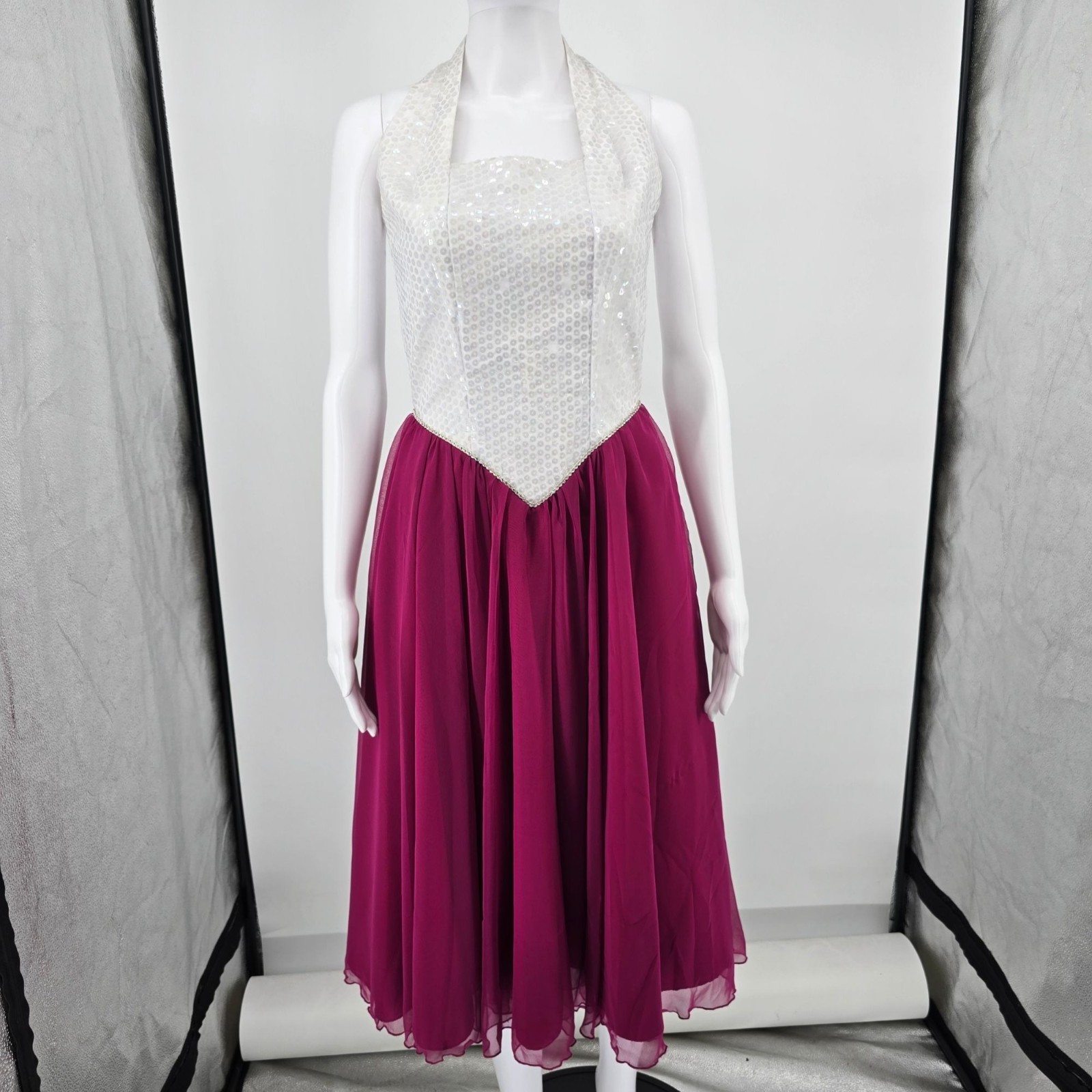 Vintage 1980s Rivar’s Sequined Halter Performance/Party Dress (Junior’s Small)