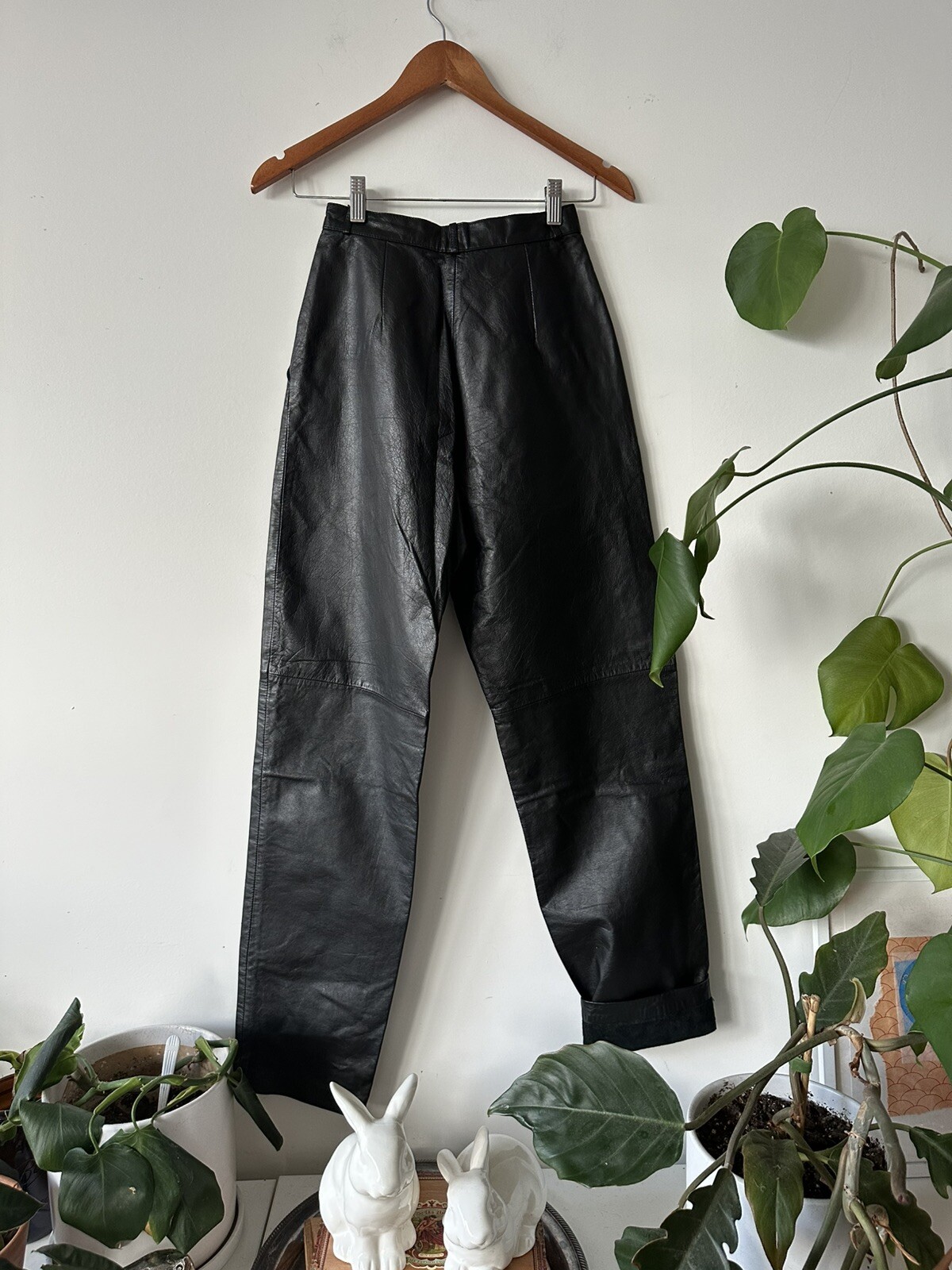 Vintage Avanti Black Leather Pants High Waist Tapered Leg 1980s 23 1/2” Waist