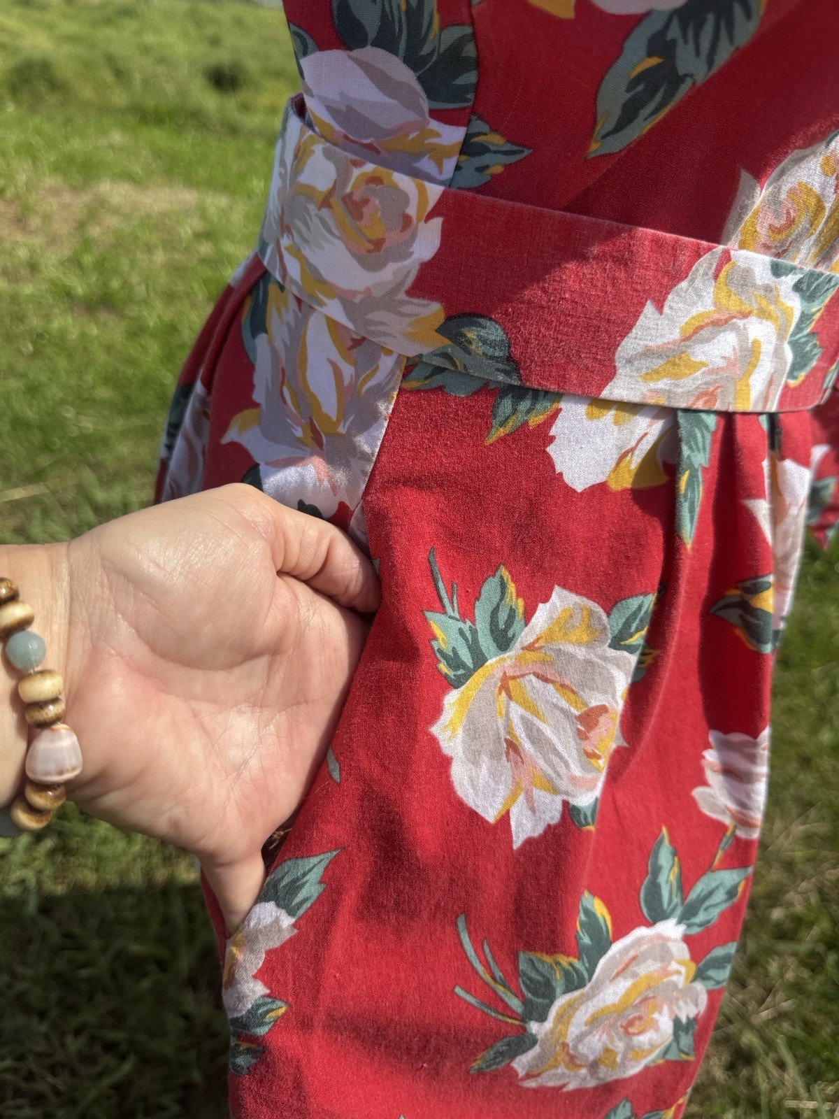 Vintage 80s Red White Rose short sleeve button down by Sunshine Starshine Dress