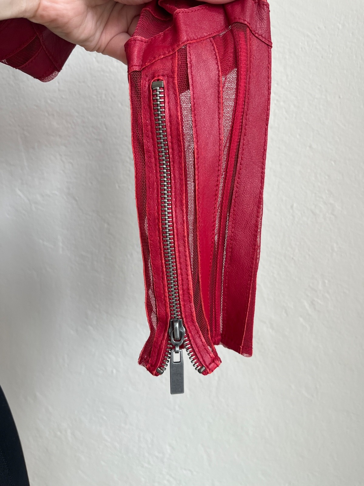 Vintage bebe Red Leather Mesh Paneled Cropped Moto Jacket Y2K Size XXS