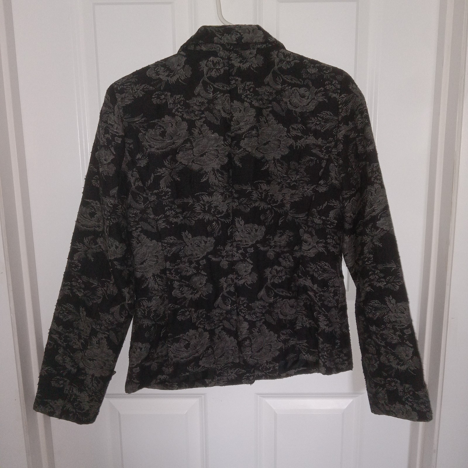 VTG Dress Barn Blazer Black Silver Floral Brocade Jacquard Sz 6 Filigree Buttons