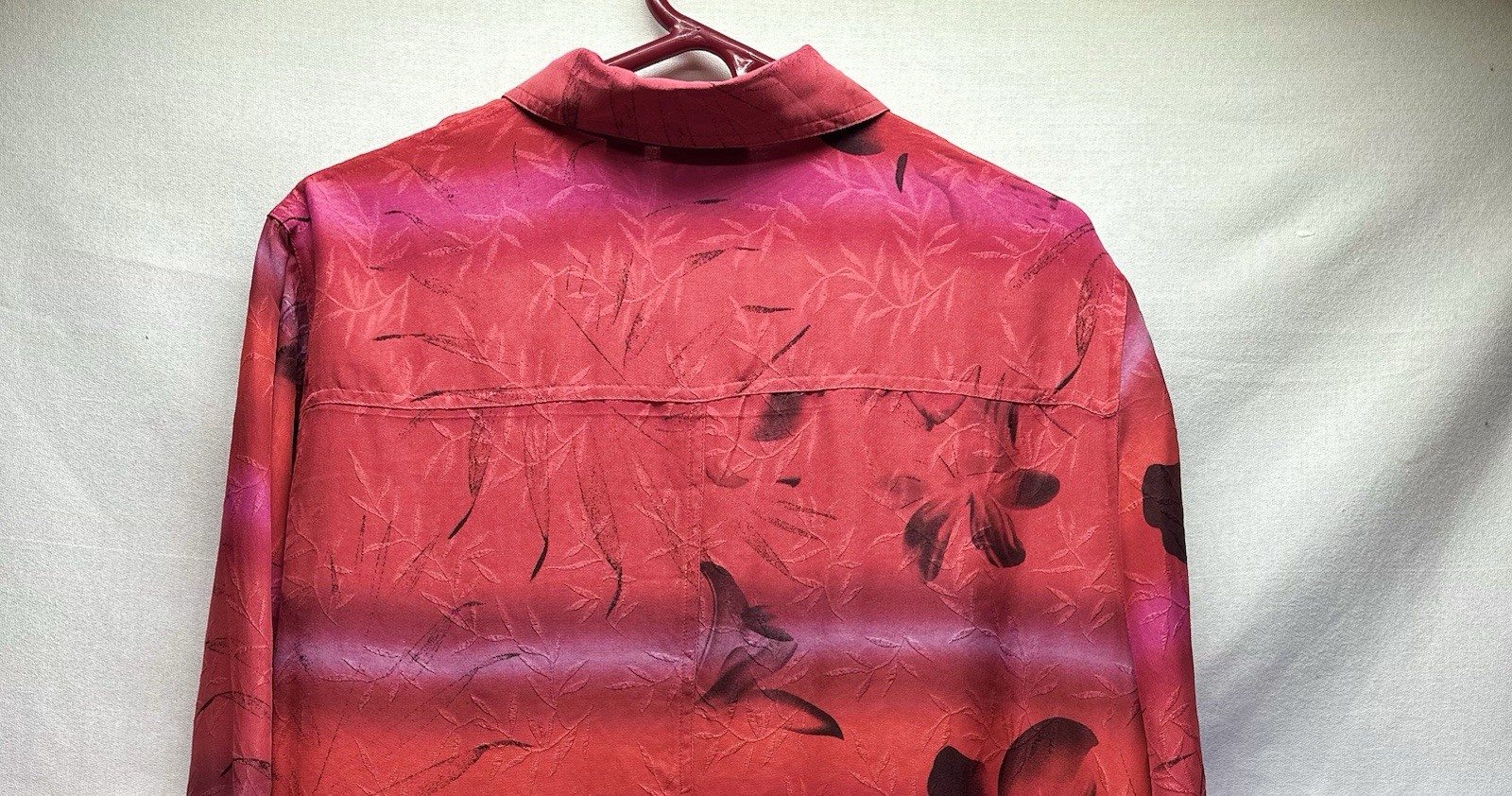 Chico’s Design Vtg 1990’s 100% Silk Red Ombre Watercolor Strip Wearable Art Sz L