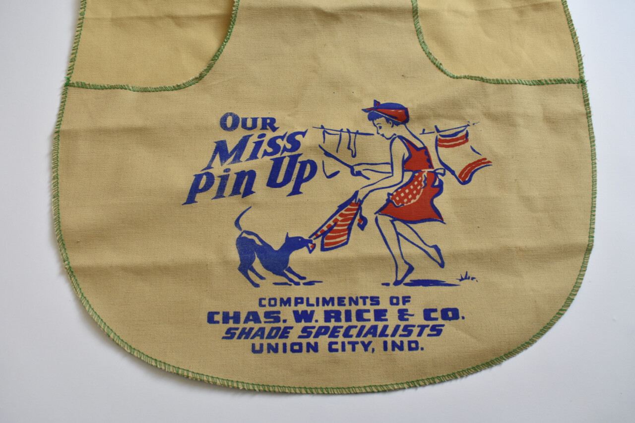 NOS Miss Pin Up Apron Chore Clothes Dog Union City IND Rice Shade Advertising