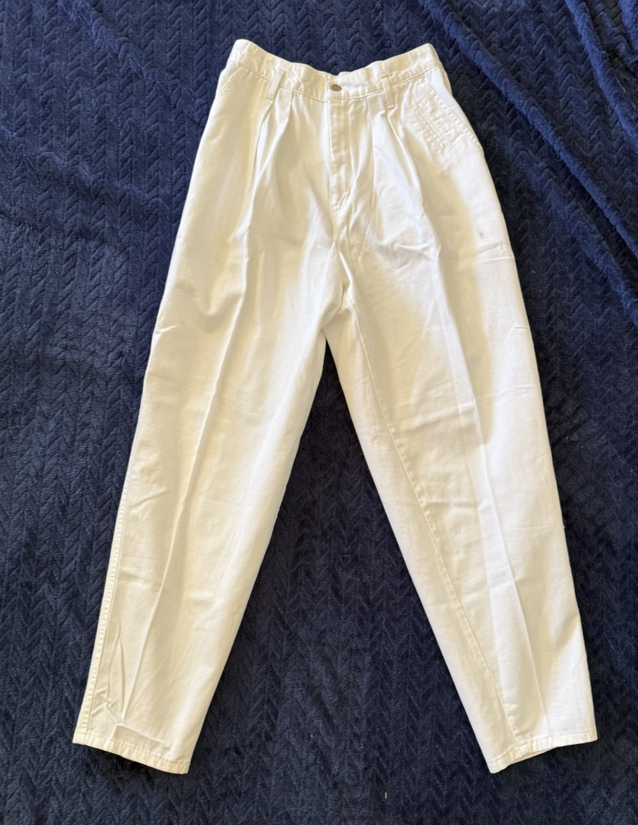 Vintage 1980’s Pleated Tapered Leg Levi’s Dockers White Women’s Jeans W 28 USA