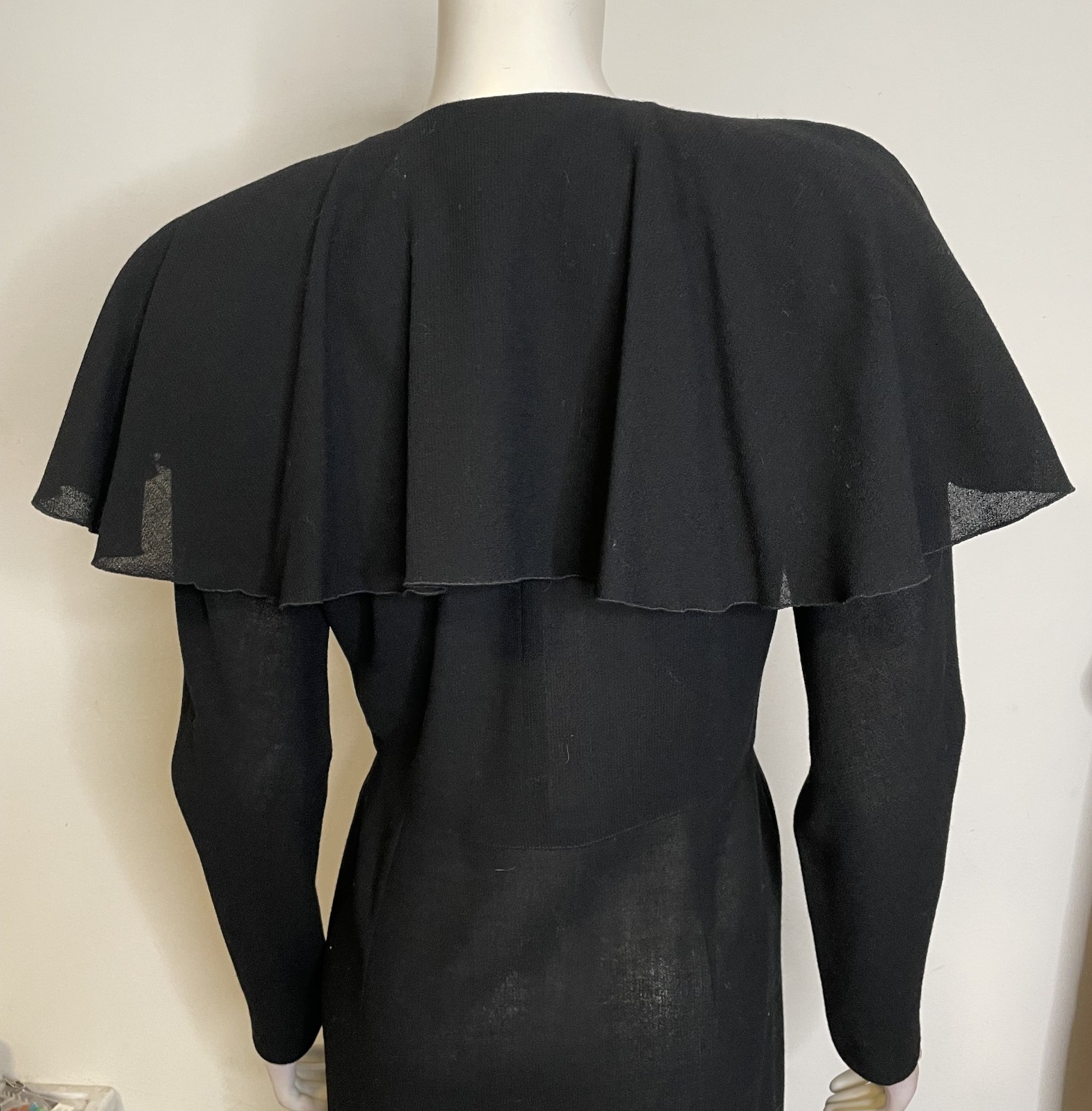 Jean Muir Dress Womens 8 10 Black Wool Crepe Ruffle Cape Collar Coat Dress VTG