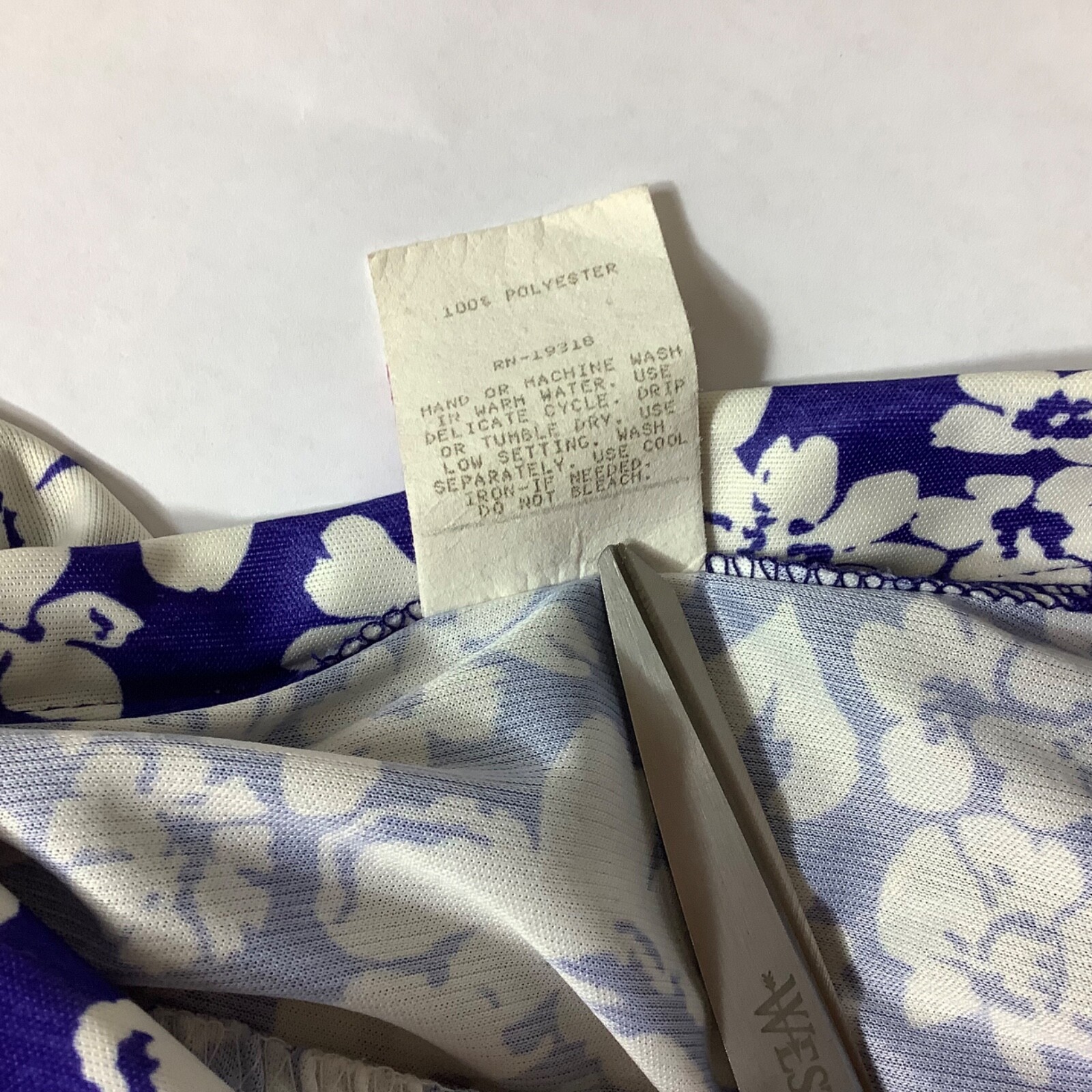 Vintage 70s Graff Californiawear Blue Floral Scalloped Collar Button Up Top