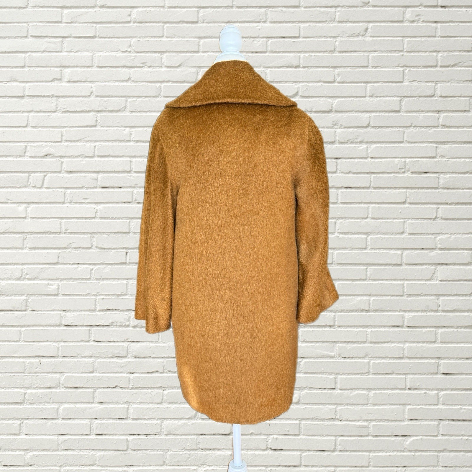 Vintage 50s 60s Mohair Coat – Golden Brown Large Button Furry Overcoat