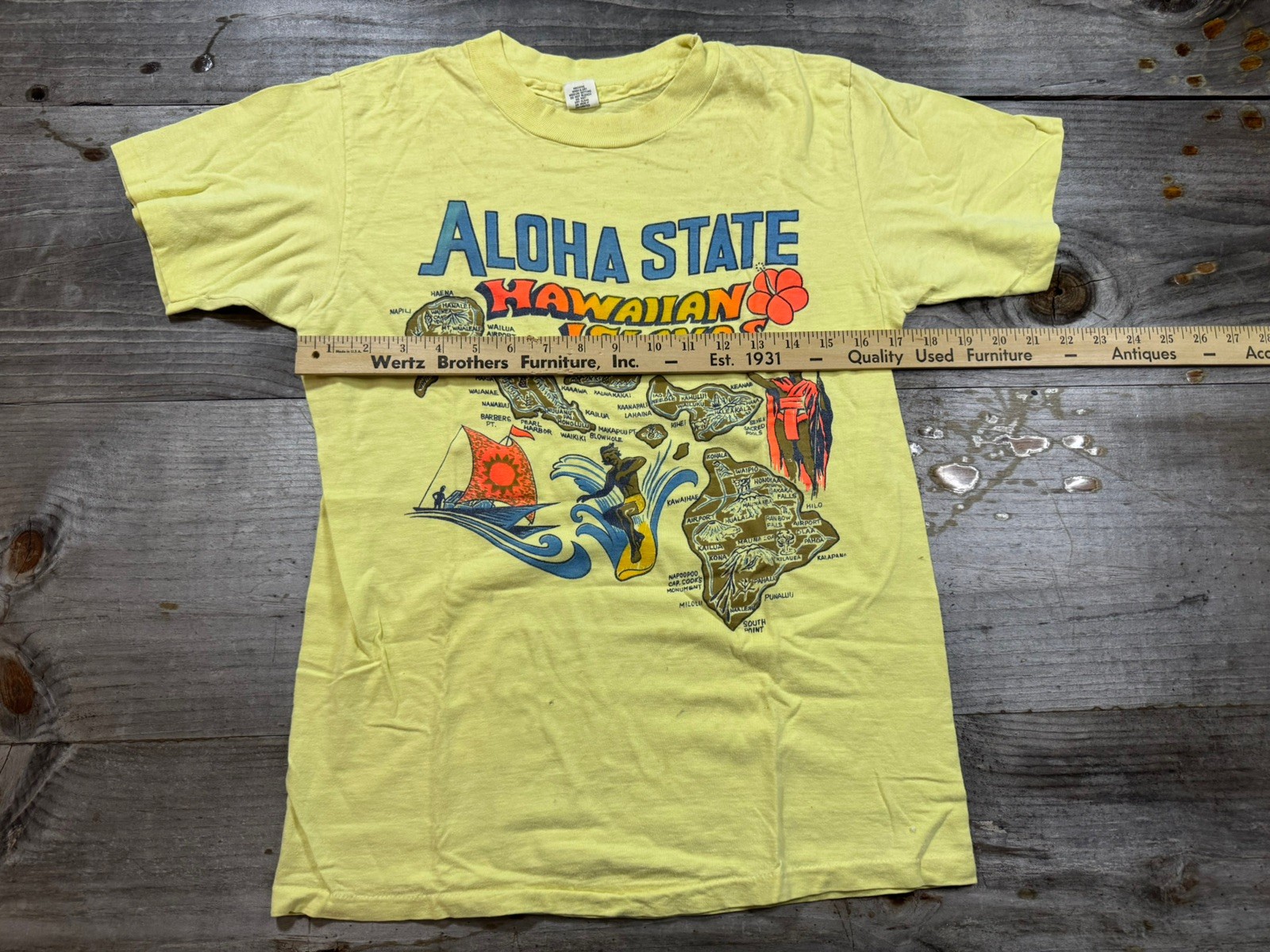 VNTG 70s Yellow Aloha State Hawaiian Island Orange Label Hanes Single Stitch Tee