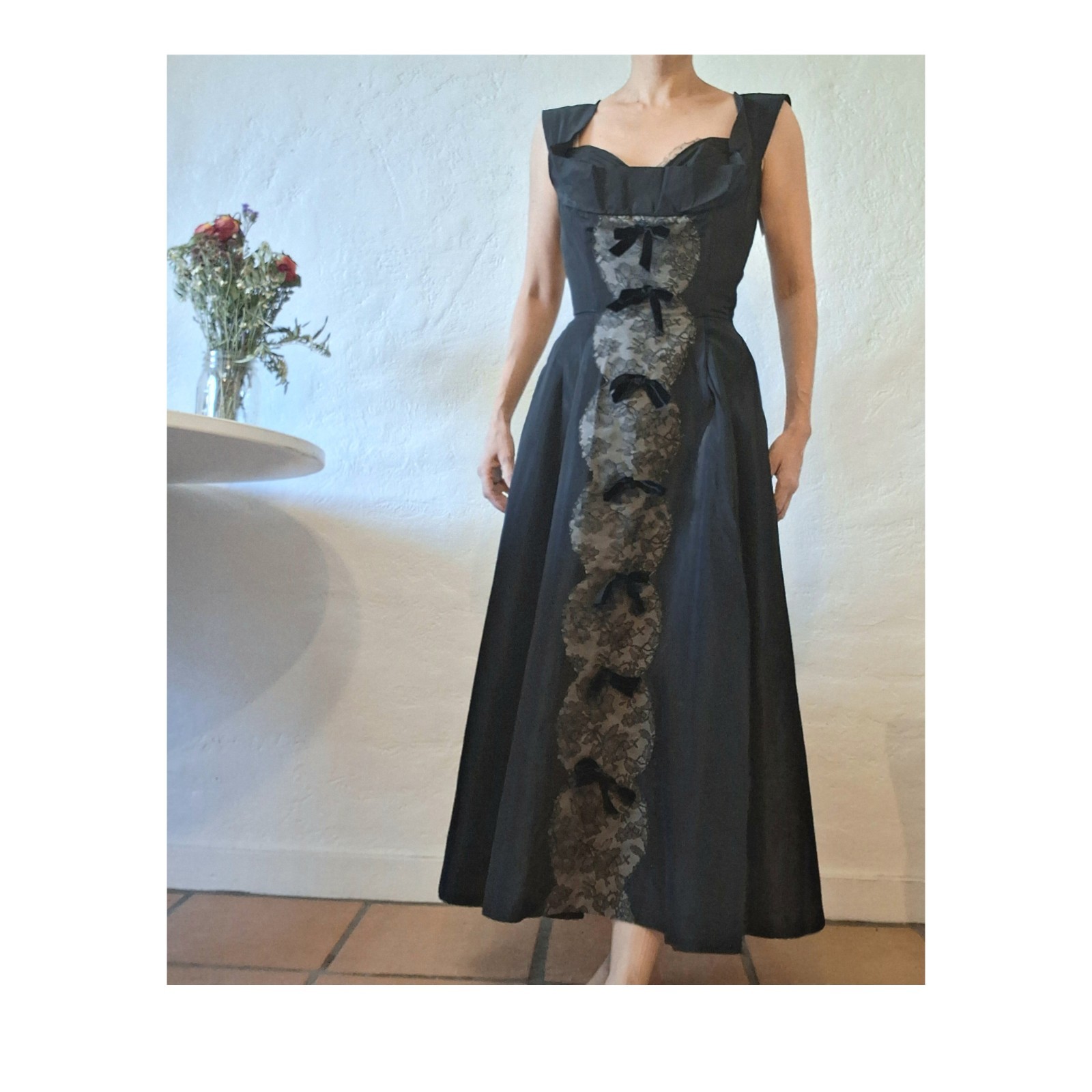 VTG 50s Dress Vamp Romantic Goth Coquette New Look Lace Velvet Bow Cocktail…